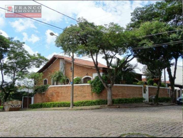 Casa à venda com 5 quartos, 405m² - Foto 1