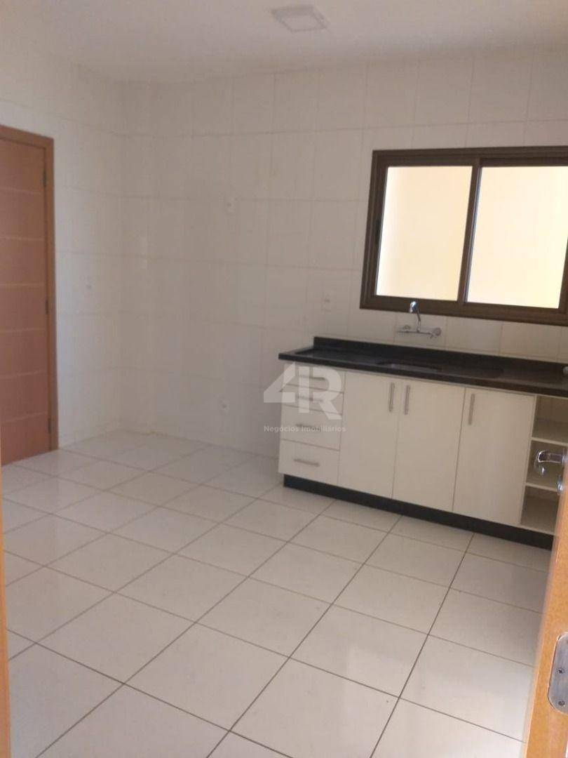 Apartamento à venda com 3 quartos, 100m² - Foto 4