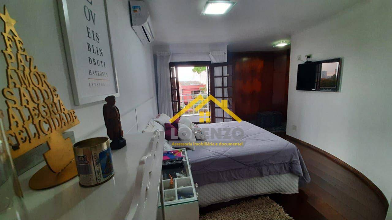 Sobrado à venda com 3 quartos, 300m² - Foto 22