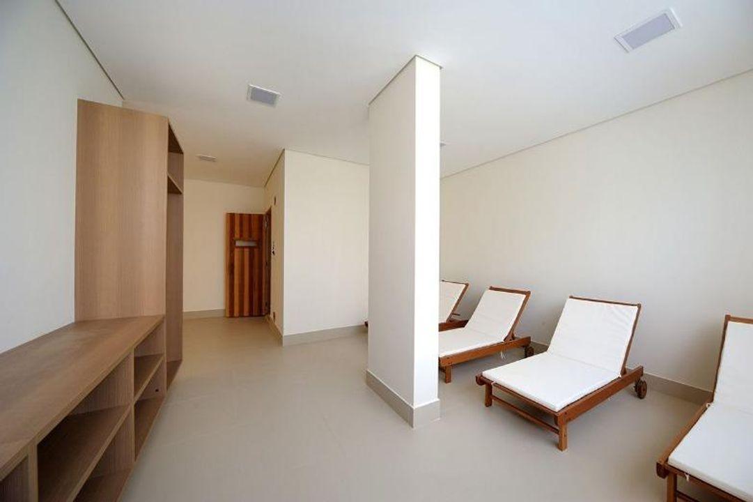 Apartamento à venda com 2 quartos, 70m² - Foto 12