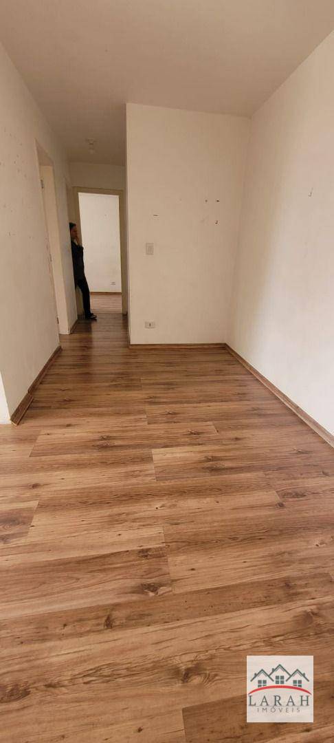 Apartamento à venda com 2 quartos, 67m² - Foto 9