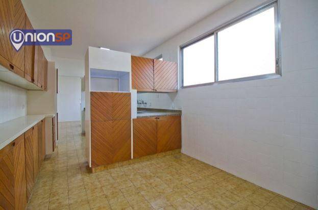 Apartamento à venda com 4 quartos, 285m² - Foto 9