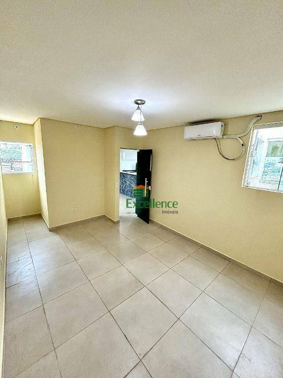 Apartamento para alugar com 2 quartos, 70m² - Foto 9