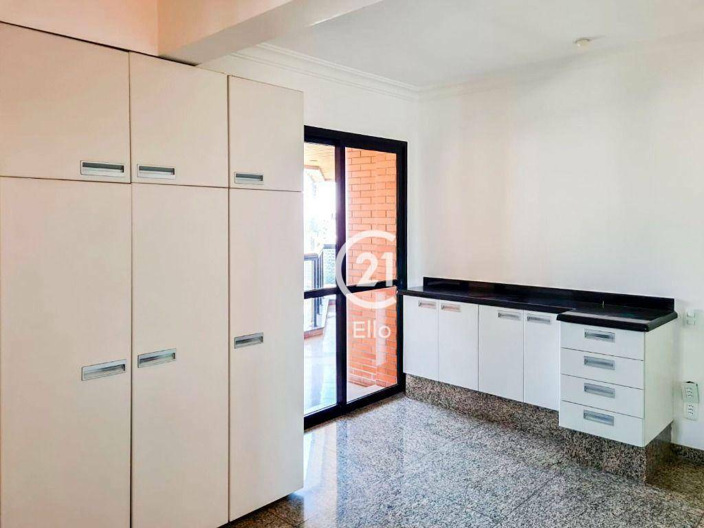 Apartamento à venda com 3 quartos, 267m² - Foto 18