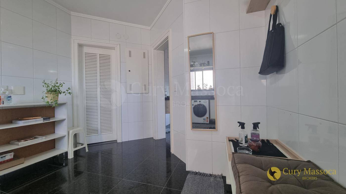 Apartamento à venda com 3 quartos, 247m² - Foto 6