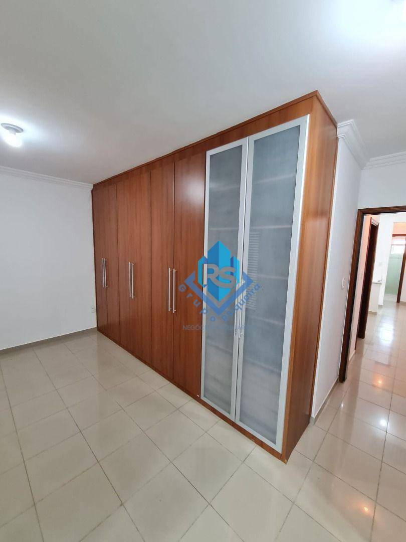 Sobrado para alugar com 3 quartos, 220m² - Foto 17