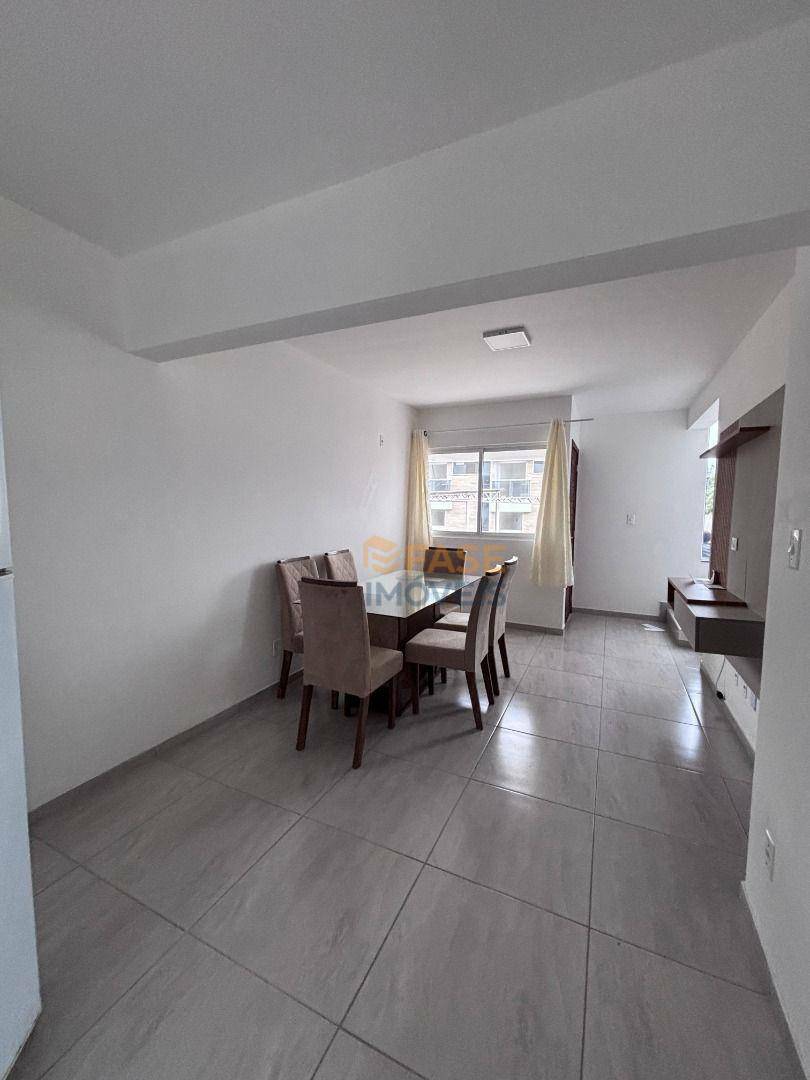 Casa à venda com 2 quartos, 1m² - Foto 3