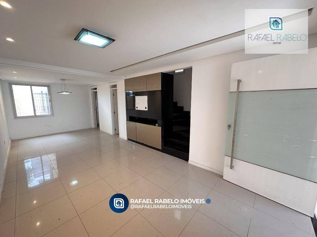 Casa à venda com 4 quartos, 220m² - Foto 3