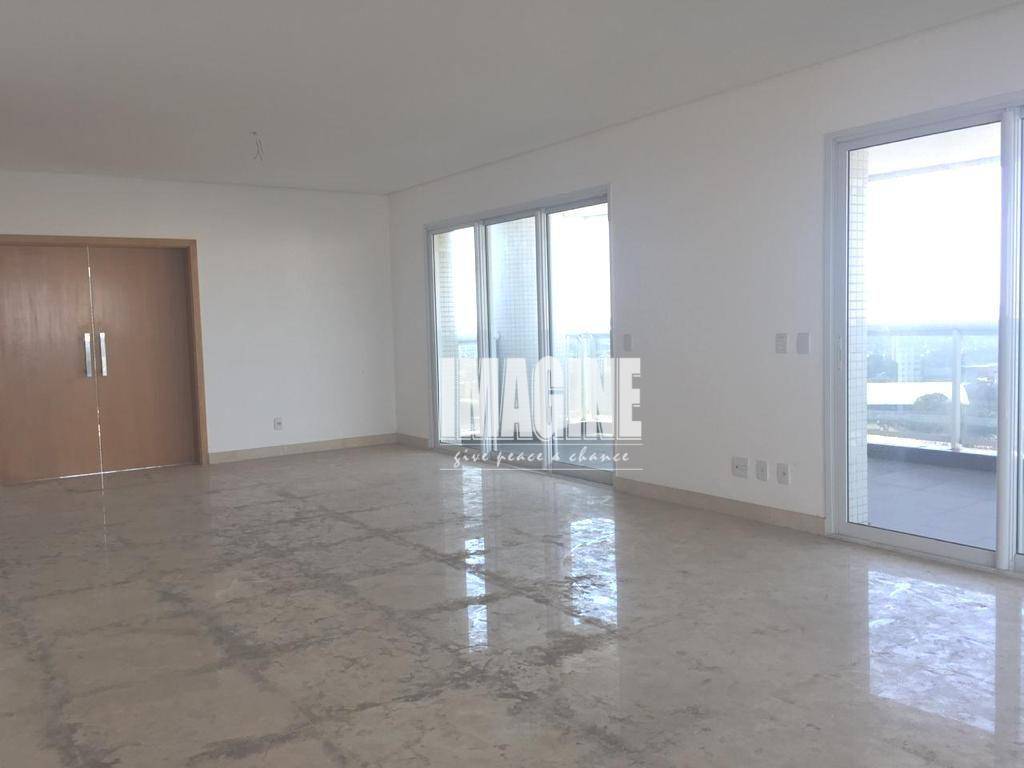 Apartamento à venda com 4 quartos, 335m² - Foto 4