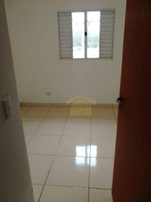 Sobrado à venda com 2 quartos, 150m² - Foto 4