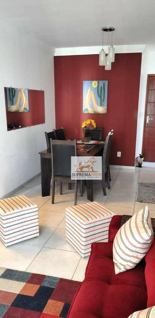 Apartamento à venda com 2 quartos, 70m² - Foto 2