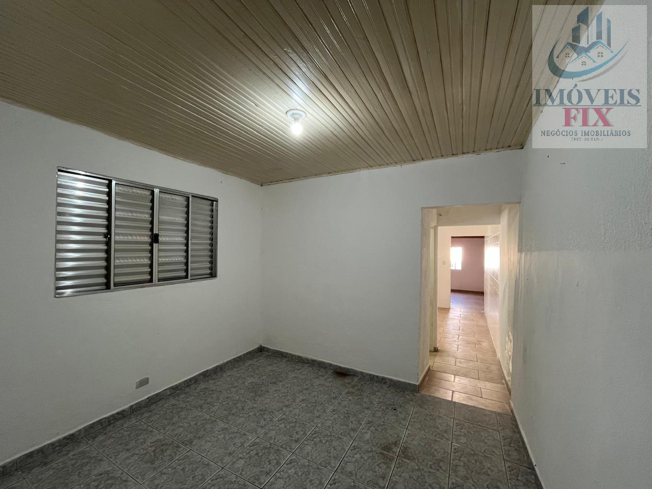 Casa à venda com 3 quartos, 80m² - Foto 14