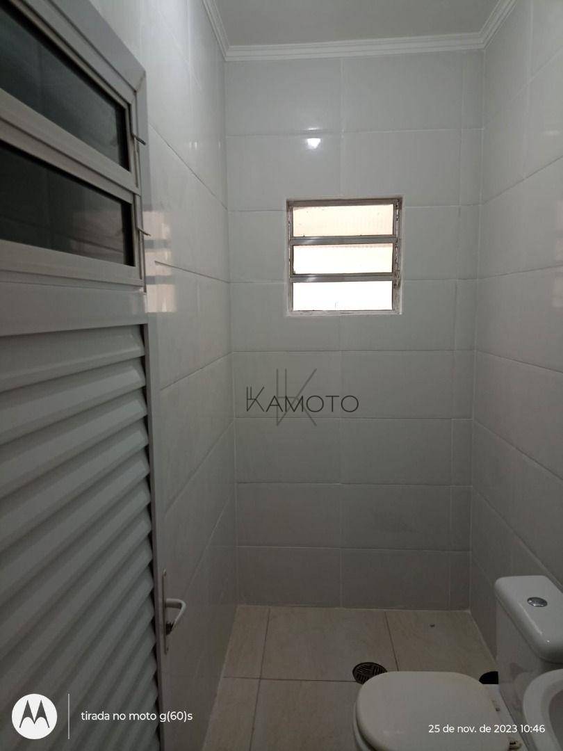 Sobrado à venda com 3 quartos, 300m² - Foto 4