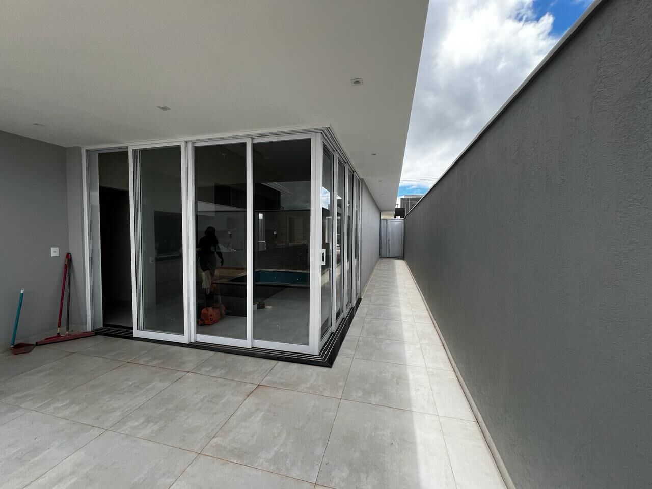 Casa à venda com 3 quartos, 206m² - Foto 4