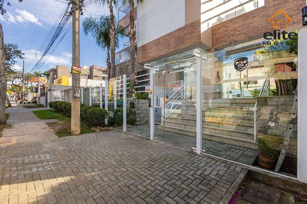 Apartamento para alugar com 3 quartos, 151m² - Foto 5