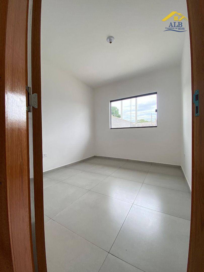 Casa à venda com 3 quartos, 70m² - Foto 15