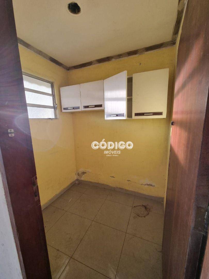 Sobrado para alugar com 3 quartos, 300m² - Foto 19