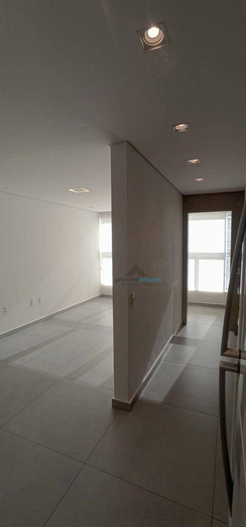 Apartamento à venda com 2 quartos, 61m² - Foto 4