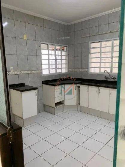Casa à venda com 3 quartos, 194m² - Foto 15