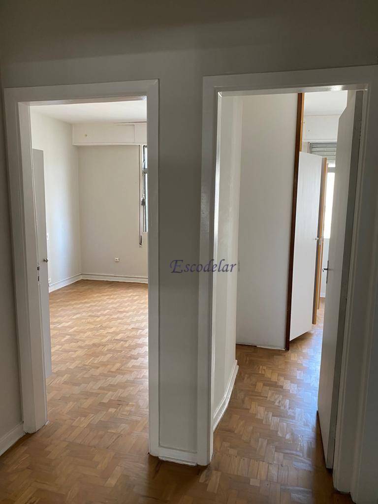 Apartamento à venda com 4 quartos, 210m² - Foto 31