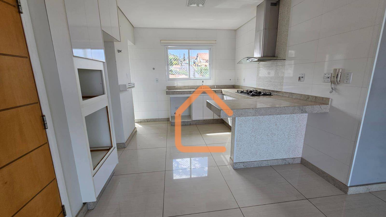 Apartamento à venda com 3 quartos, 122m² - Foto 2