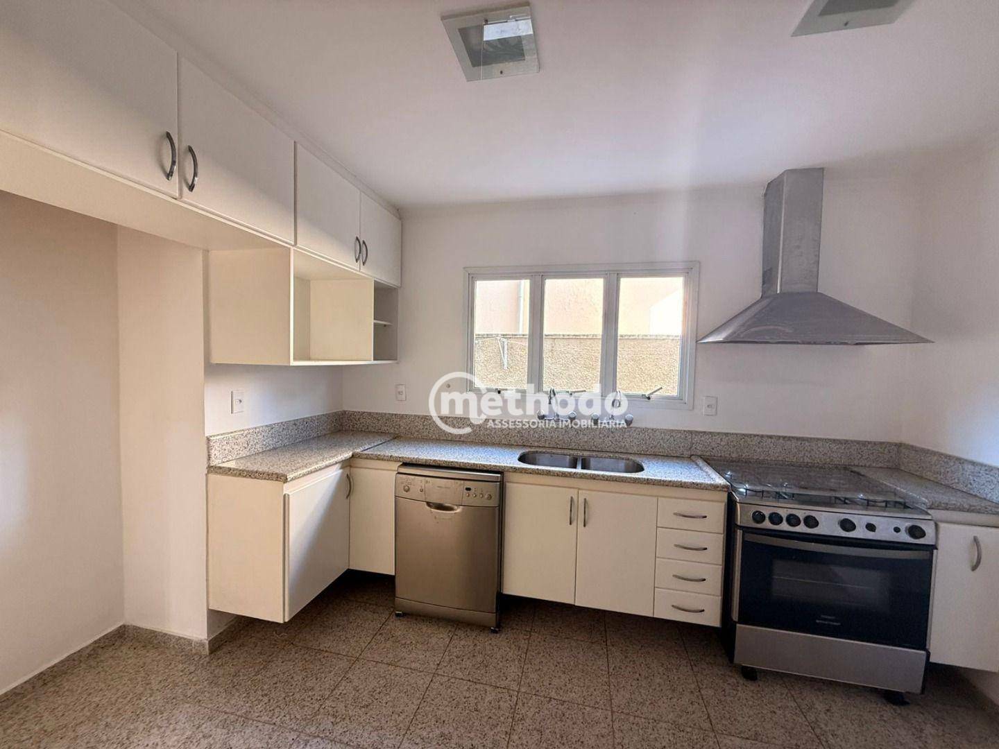 Casa de Condomínio à venda e aluguel com 3 quartos, 320m² - Foto 9