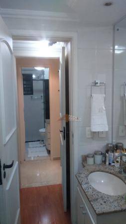 Apartamento à venda com 2 quartos, 61m² - Foto 27