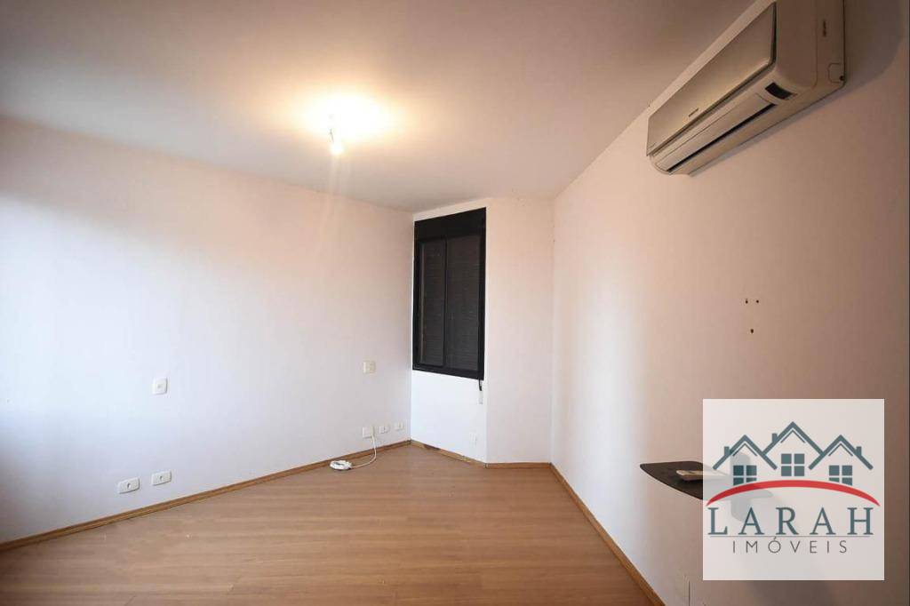 Casa para alugar com 3 quartos, 237m² - Foto 12