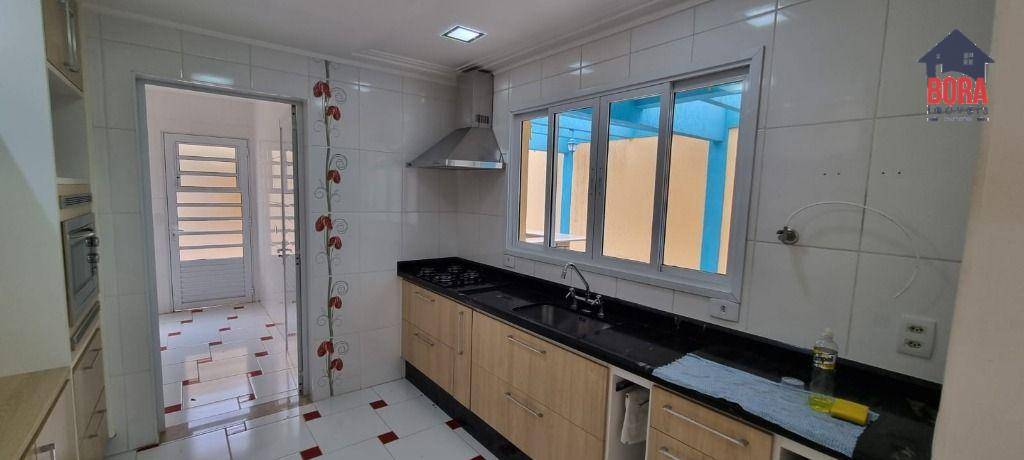 Casa de Condomínio à venda com 3 quartos, 153m² - Foto 2