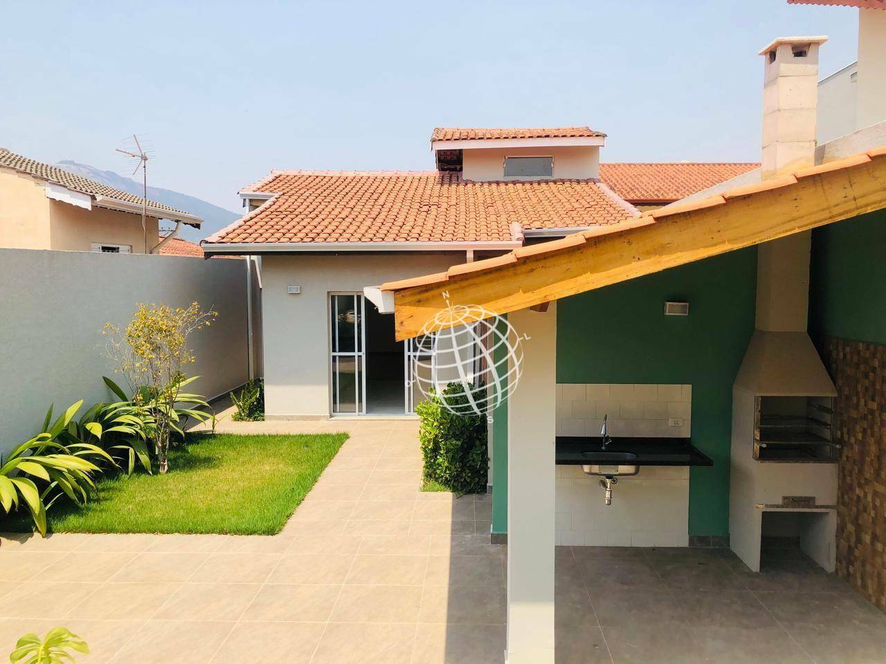 Casa à venda com 3 quartos, 123m² - Foto 1