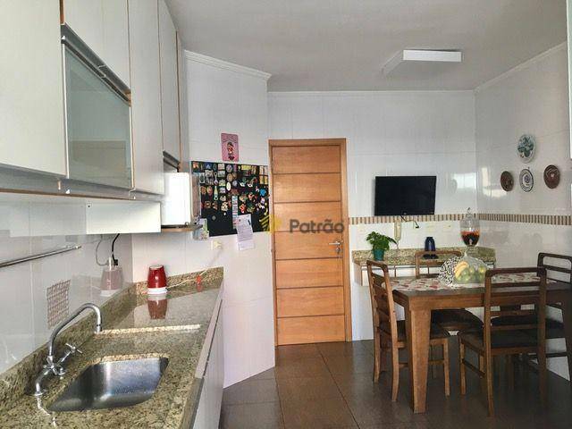 Apartamento à venda com 3 quartos, 138m² - Foto 20