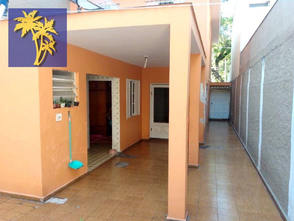 Sobrado à venda com 4 quartos, 180m² - Foto 1