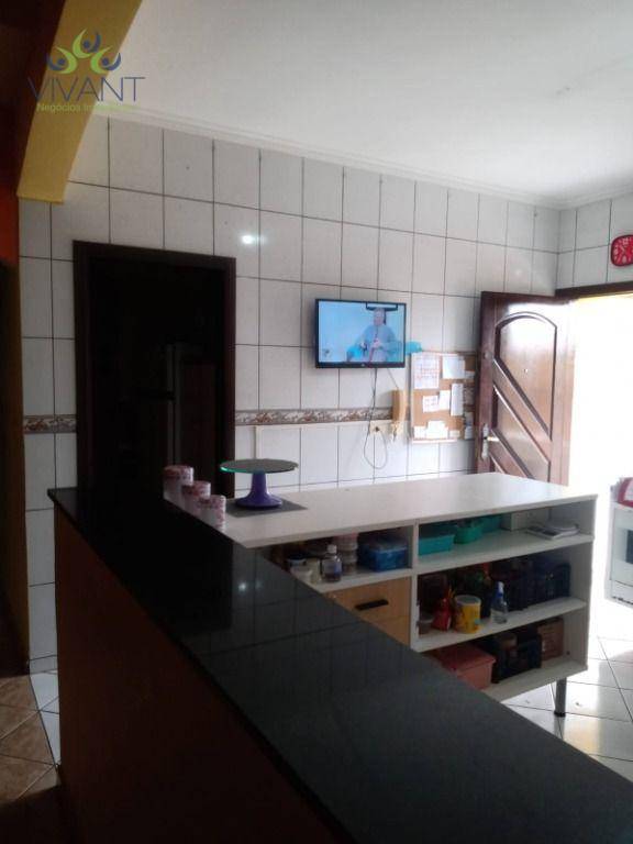 Sobrado à venda com 3 quartos, 361m² - Foto 11