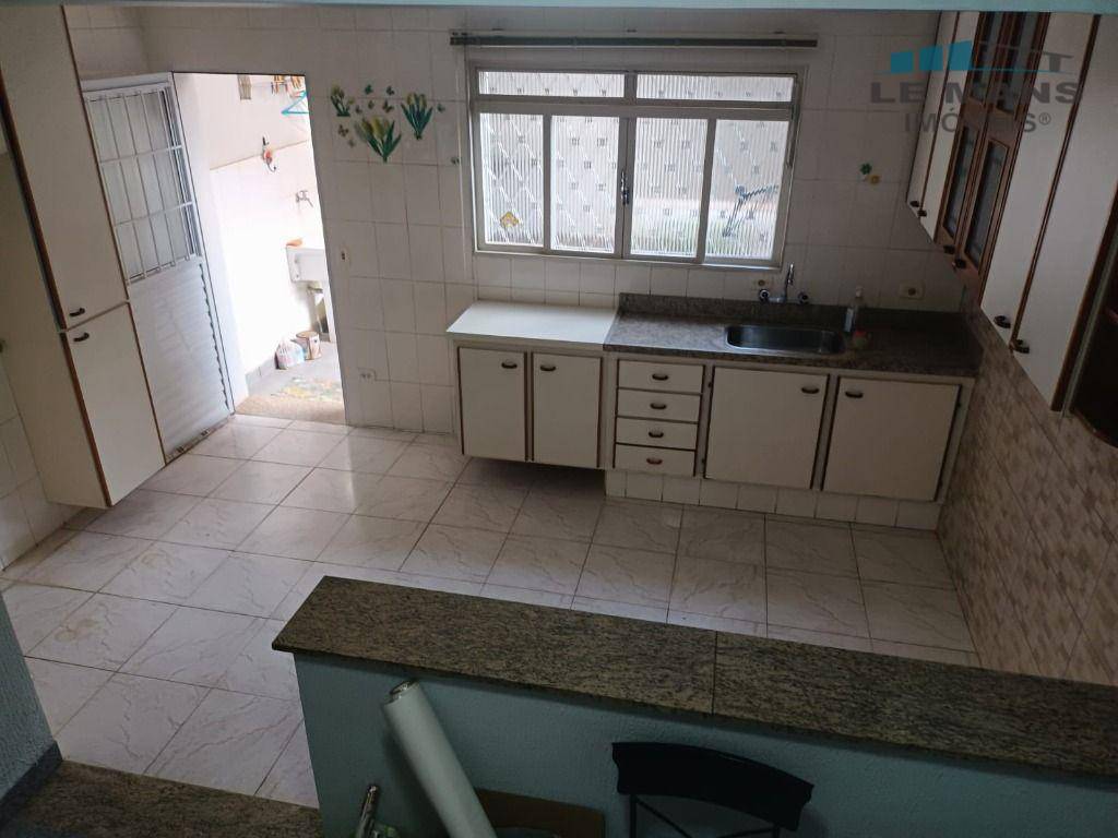 Casa à venda com 3 quartos, 146m² - Foto 1