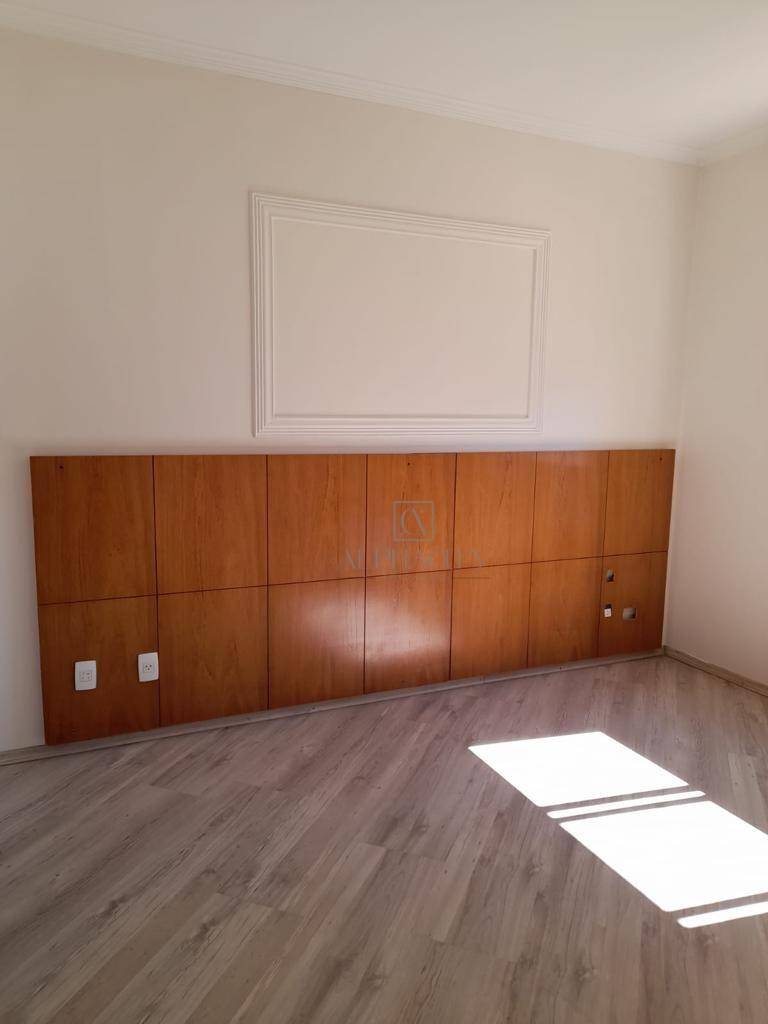 Apartamento para alugar com 3 quartos, 139m² - Foto 14