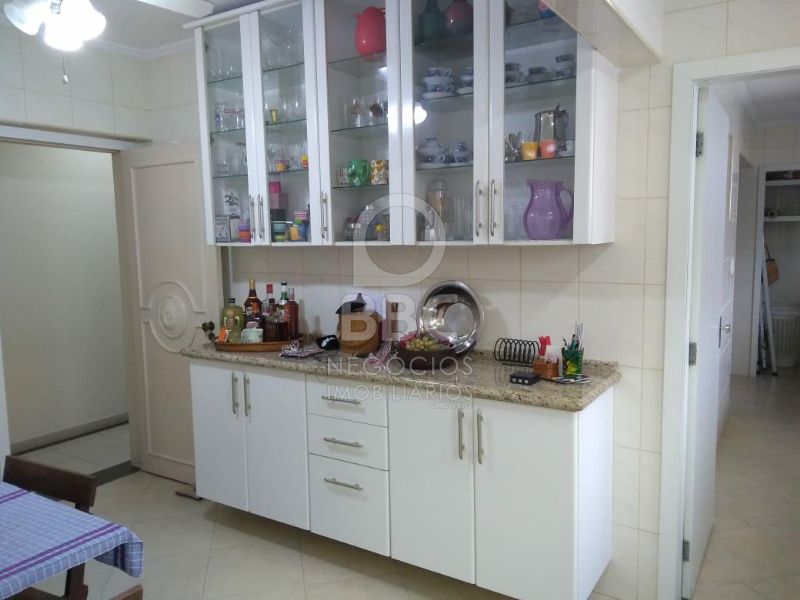 Apartamento à venda com 4 quartos, 157m² - Foto 9