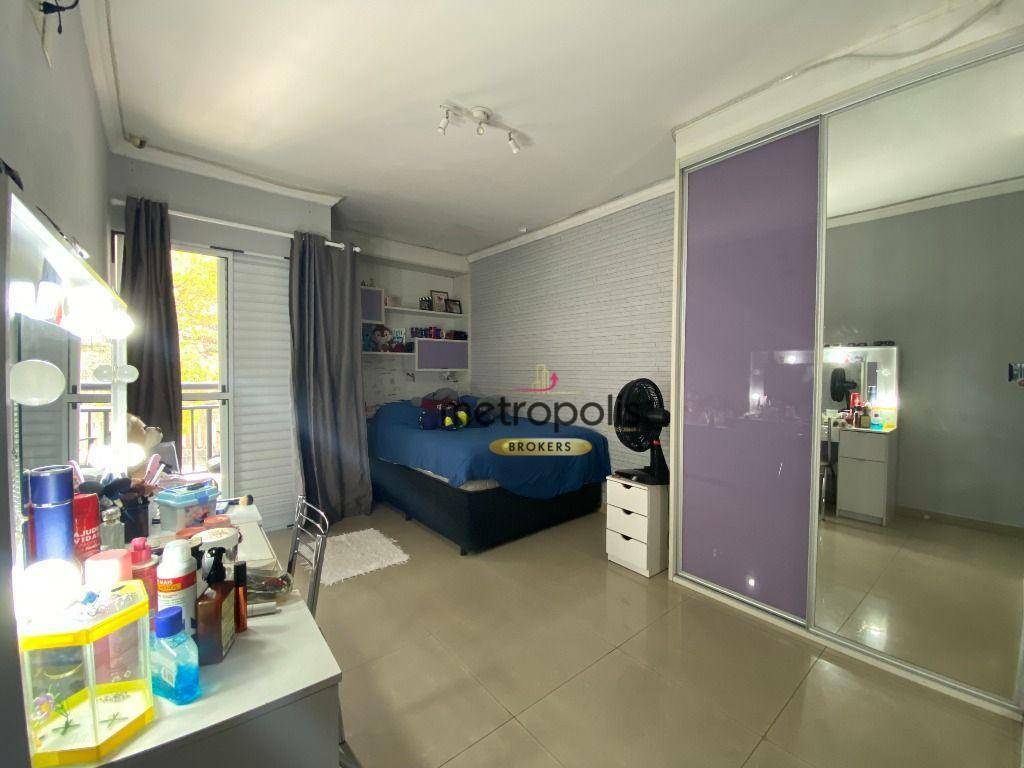 Sobrado à venda com 3 quartos, 1m² - Foto 33