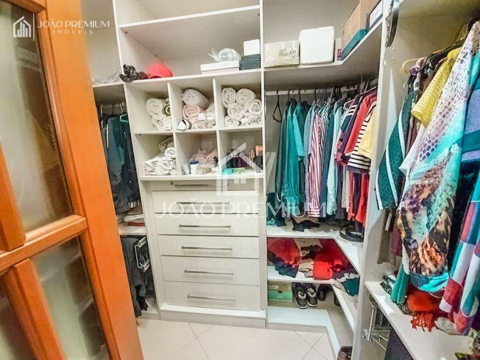 Apartamento à venda com 4 quartos, 203m² - Foto 13