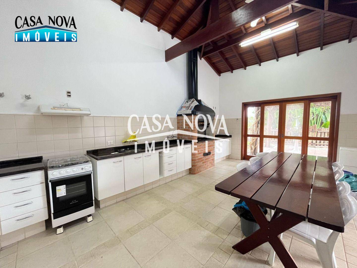 Casa de Condomínio para alugar com 3 quartos, 335m² - Foto 17