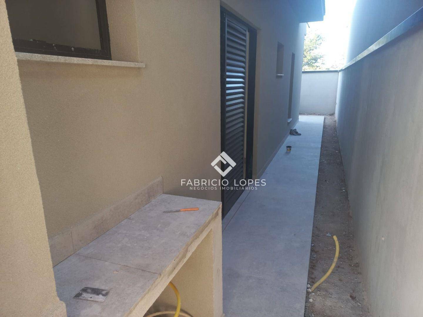 Casa à venda com 3 quartos, 232m² - Foto 12