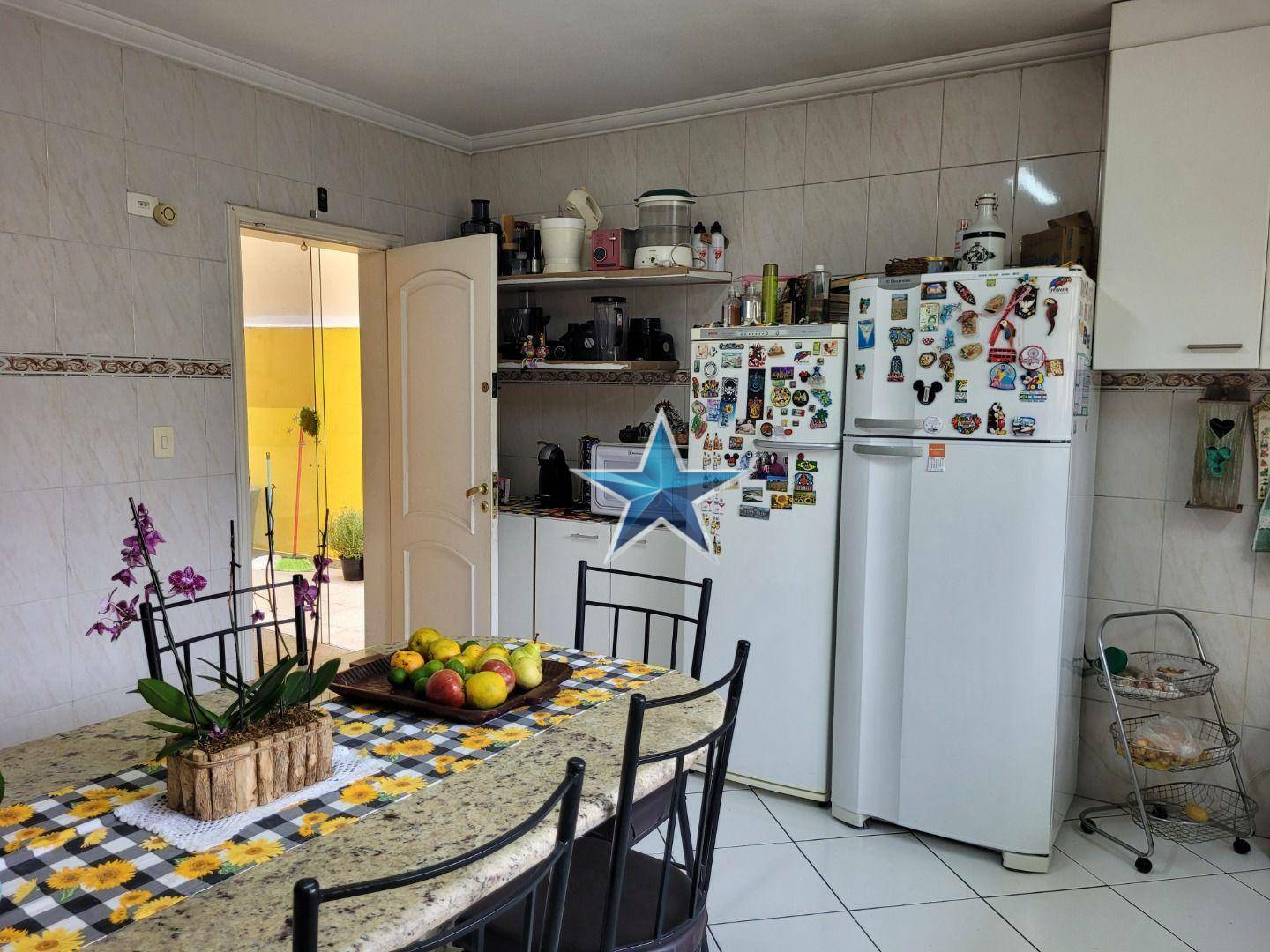 Sobrado à venda com 3 quartos, 213m² - Foto 23