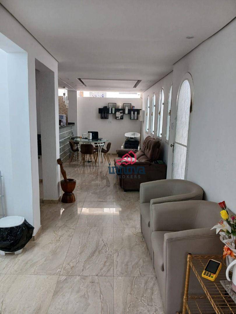 Sobrado à venda com 4 quartos, 256M2 - Foto 2