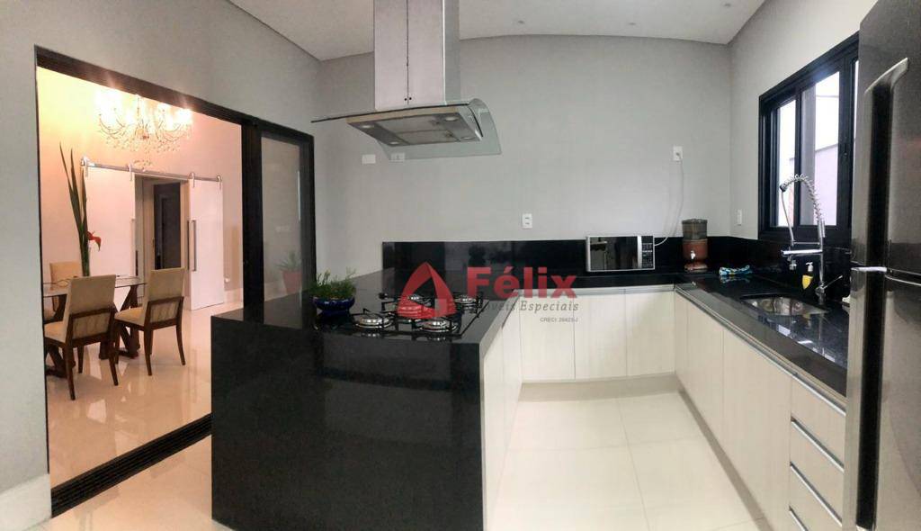 Casa de Condomínio à venda com 4 quartos, 260m² - Foto 6