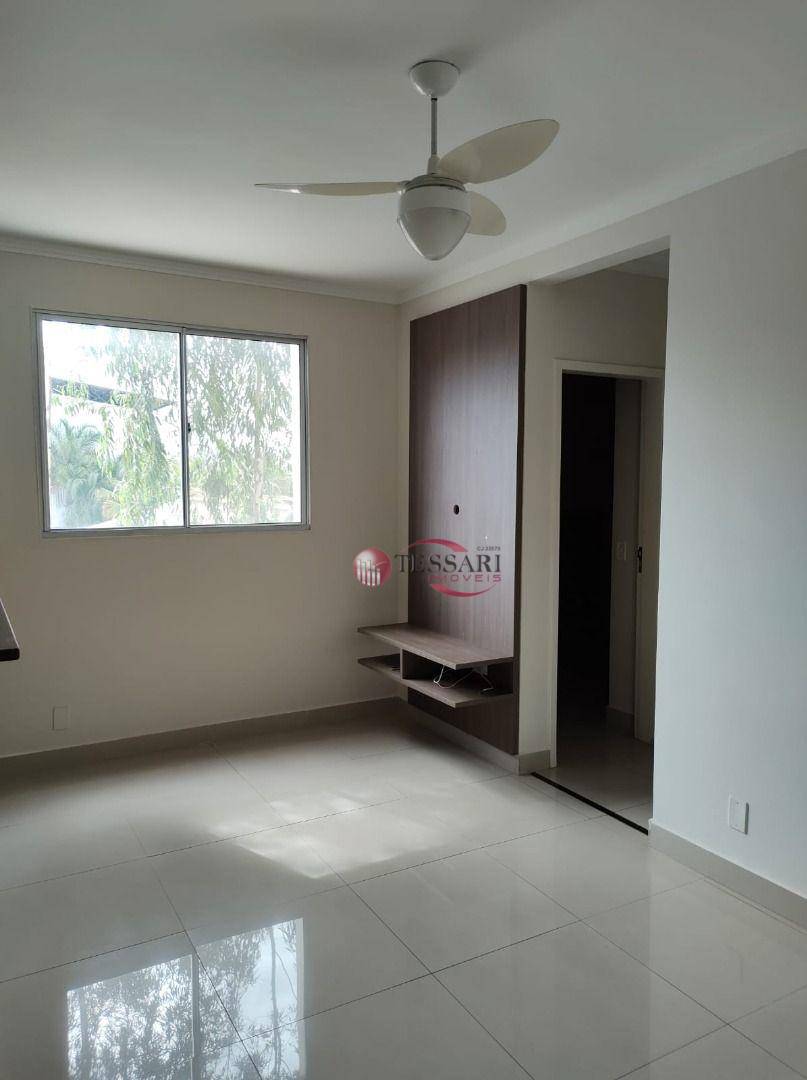 Apartamento à venda com 2 quartos, 45m² - Foto 1