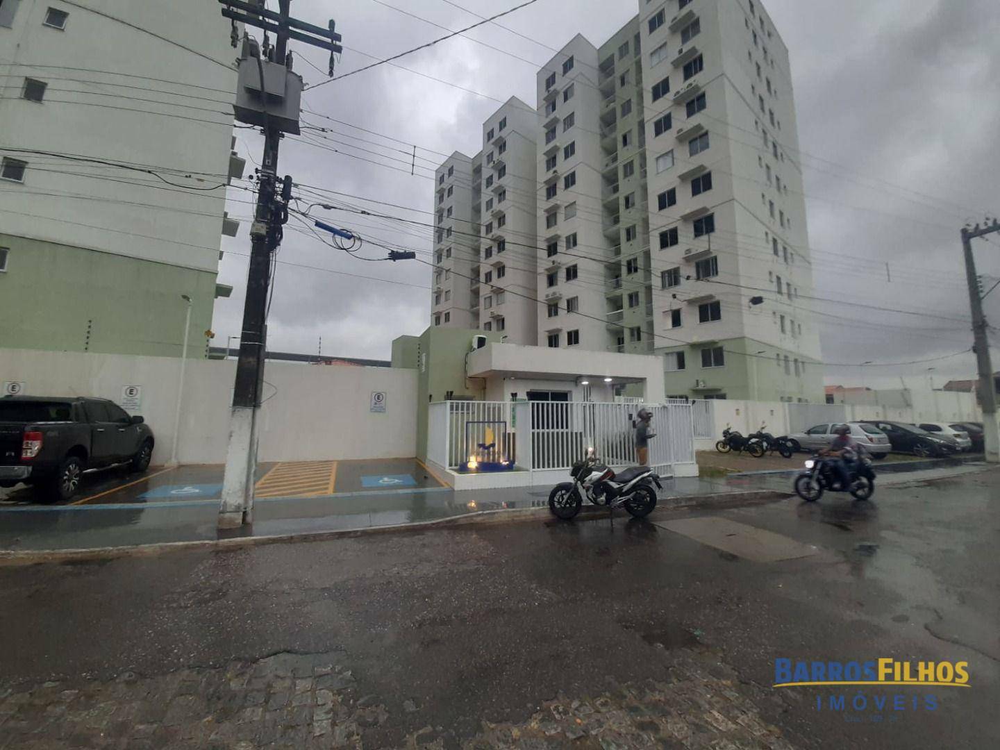 Apartamento à venda e aluguel com 2 quartos, 55m² - Foto 1