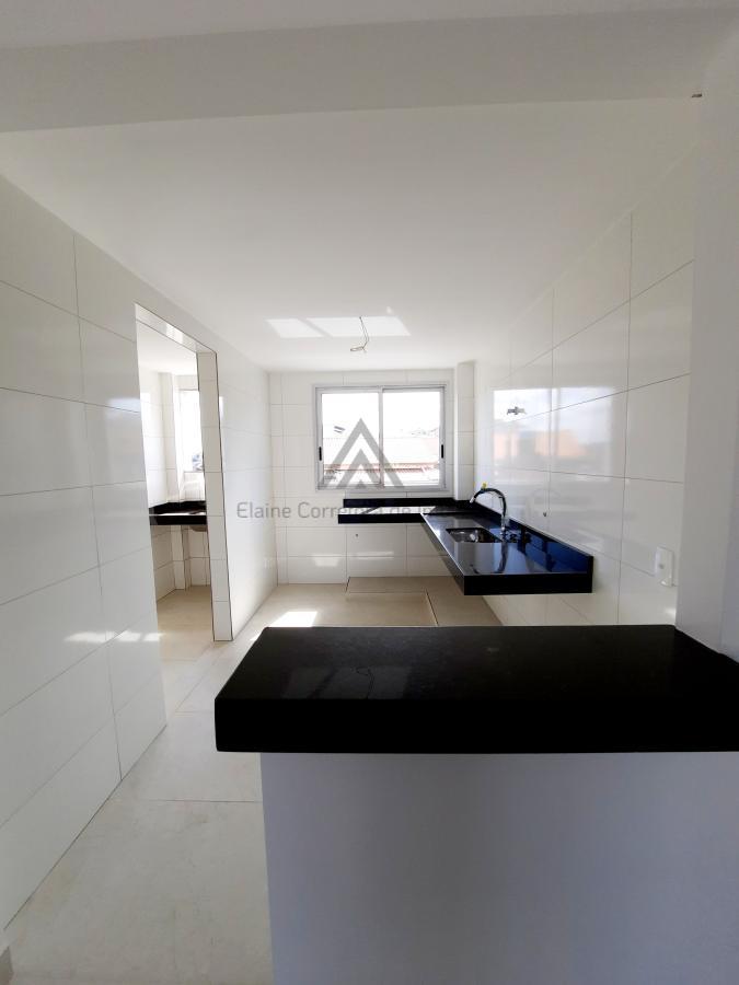 Apartamento à venda com 3 quartos, 90m² - Foto 2