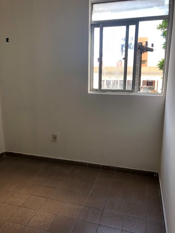 Apartamento à venda com 3 quartos, 85m² - Foto 11