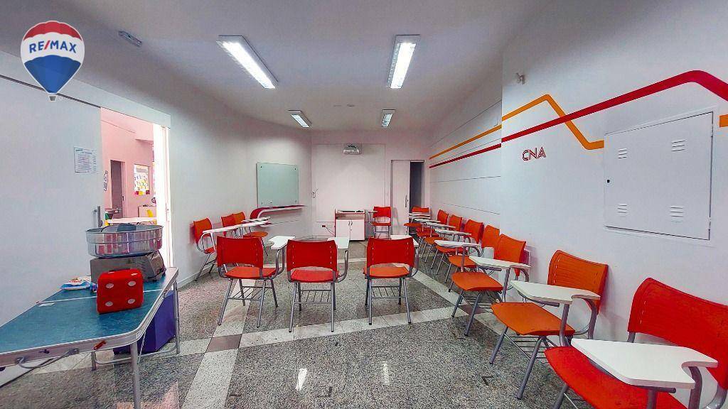 Prédio Inteiro para alugar, 580m² - Foto 18