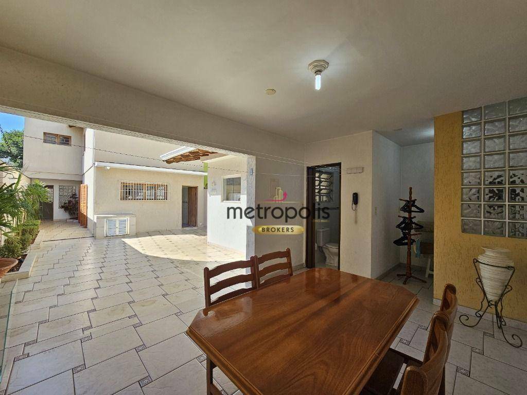 Sobrado à venda com 3 quartos, 300m² - Foto 30