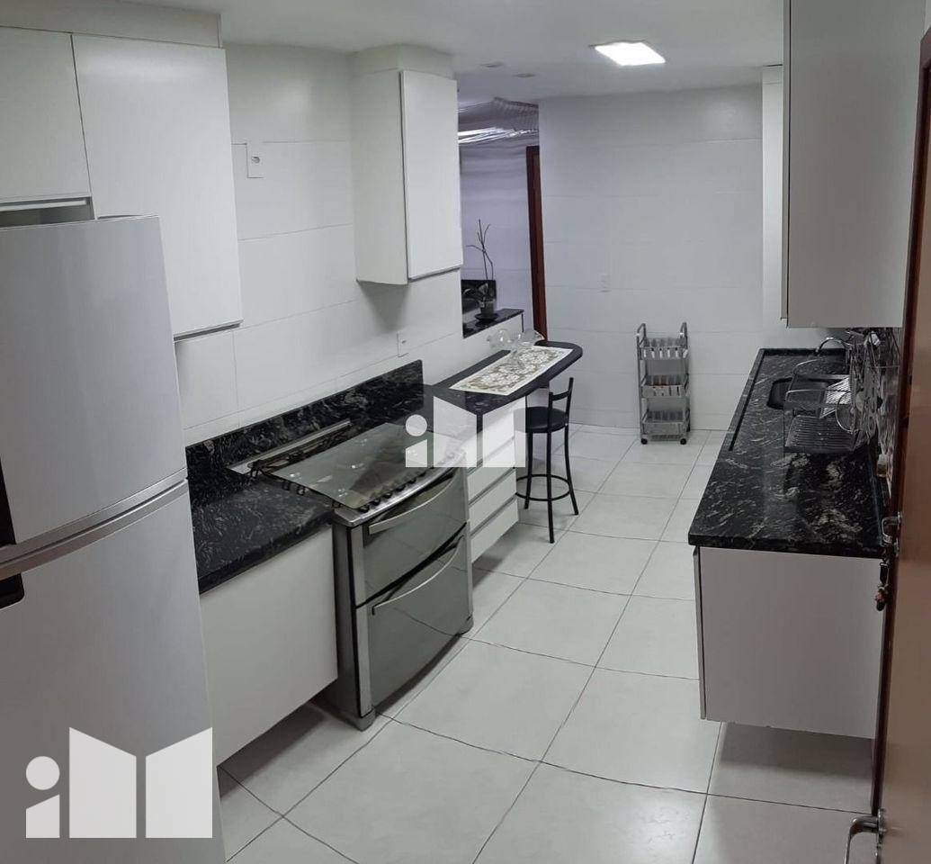 Apartamento à venda com 4 quartos, 165m² - Foto 18